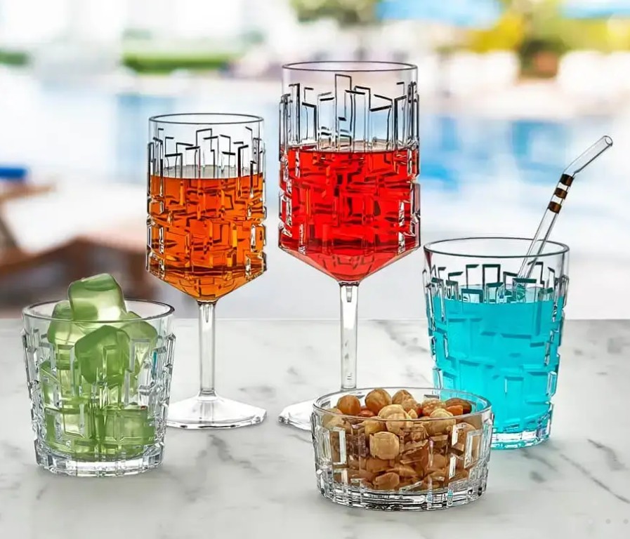 Чаша за коктейли от поликарбонат за басейни и мокри барове 300 мл