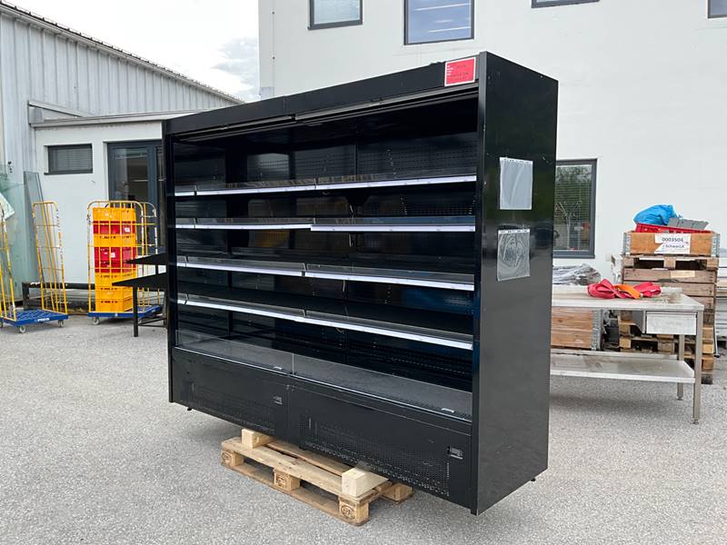 Крайстенна хладилна витрина с вграден агрегат ISA spa 2500 Murali/Galaxy 